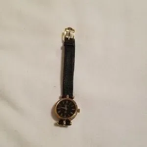 Gucci Watch Sherry Line  (Vintage) 1990\'s Gucci | Accessories | Gucci Watch Sherry Line Vintage 99s  main image 3